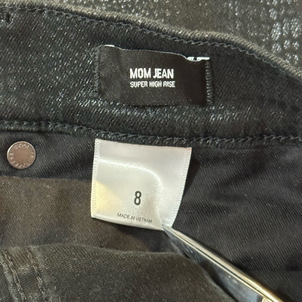 Express Black Faux Snakeskin Pattern Cropped High Rise Womens 8‎ Mom Jean - Picture 6 of 8